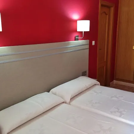 Carmen Teresa Hotel 3*