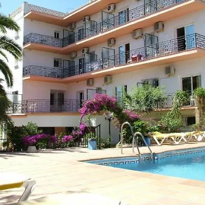 Carmen Teresa Hotel 3*