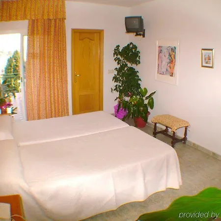 Hotel Carmen Teresa Torremolinos
